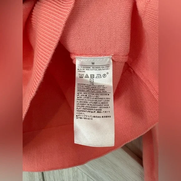 Banana Republic Forever Crew Neck Coral Sweater - Picture 5 of 5